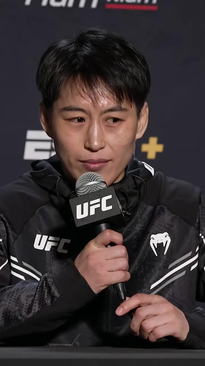 UFC巡回赛上演强强对话，中原霹雳队大胜辽东天虎队，战术调整见效；本土核心状态回升的简单介绍