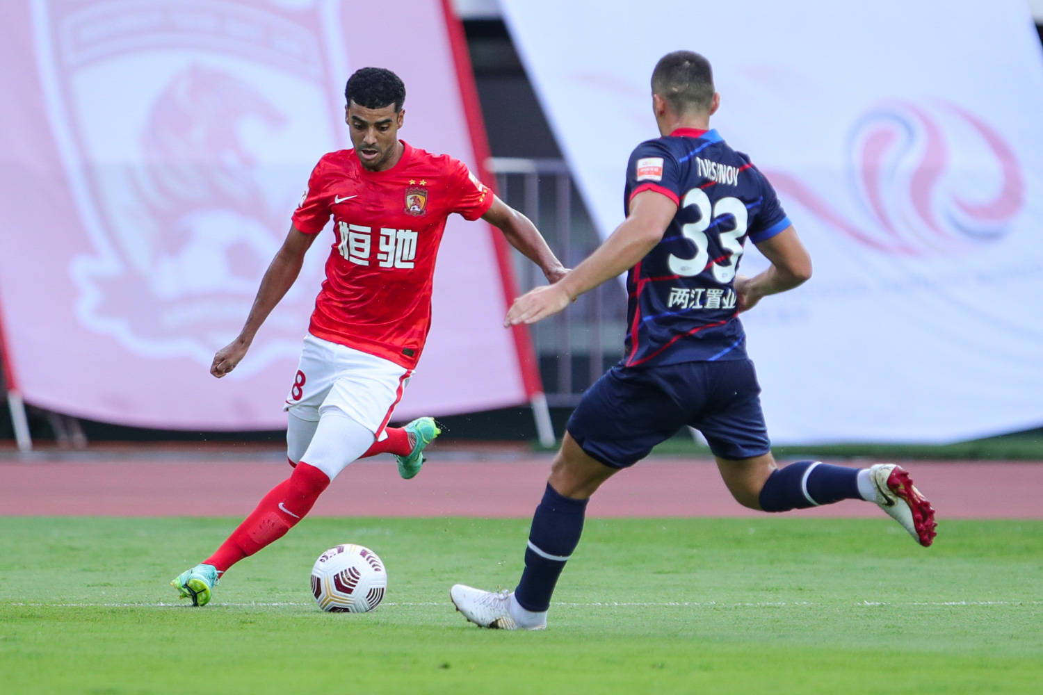 风云突变底特律活塞今夜调整名单，法国杯版图或变，态度坚定，轮换策略成焦点的简单介绍