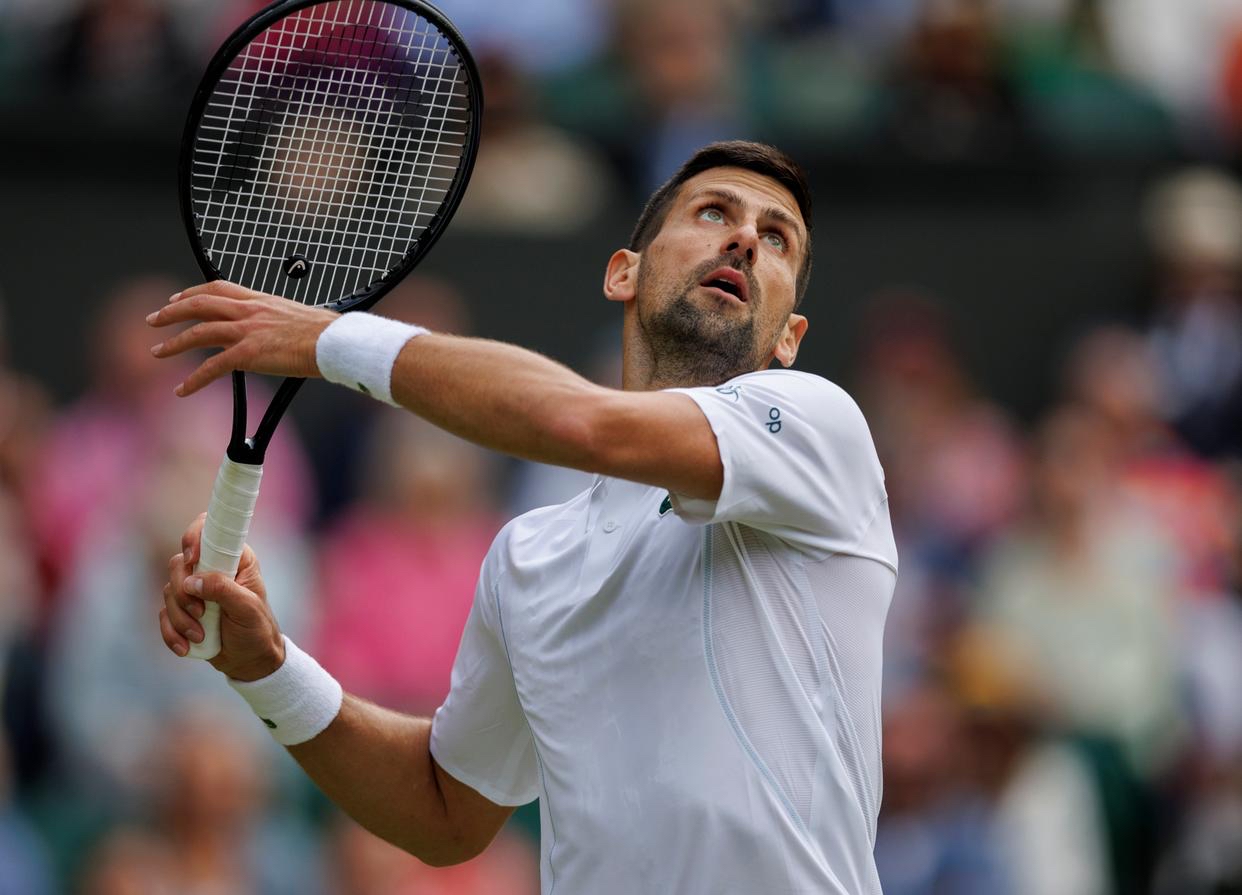 TK直播-德约科维奇回归赛场，精彩发挥首场状态亮眼，独行侠观众沸腾！的简单介绍